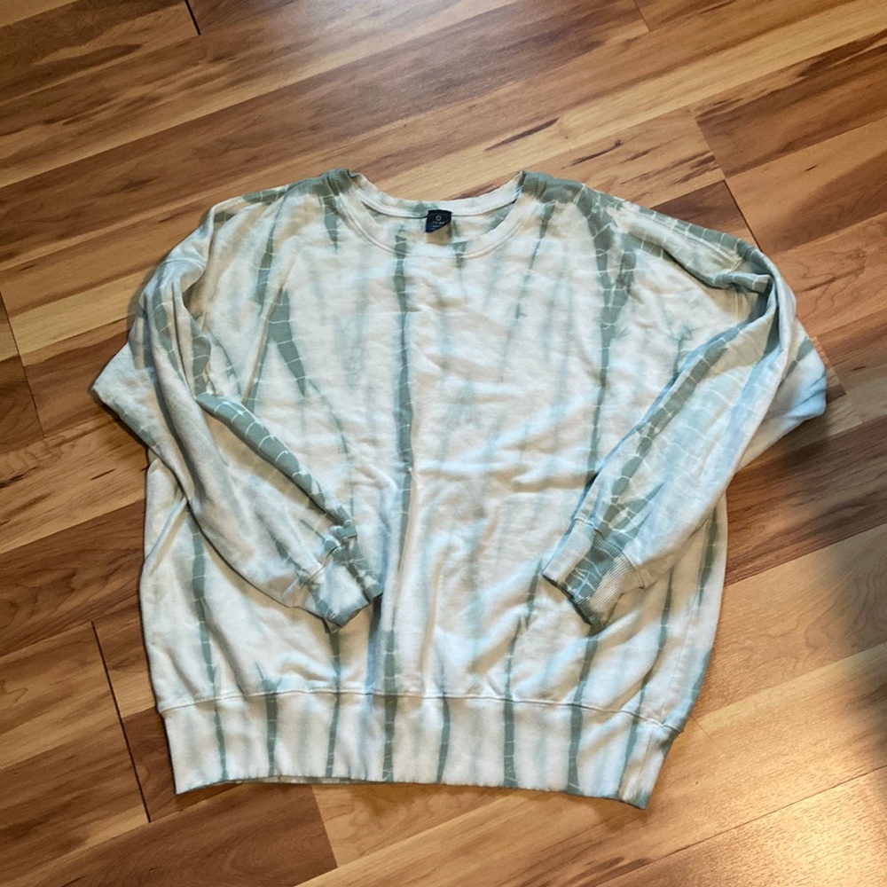 AR-33 Tie Dye drop shoulder crewneck sweatshirt